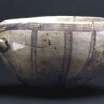 把手付鉢(ミルクボウル)　前1500-1200年頃　口径：16.5cm