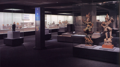 世界の考古美術　中国コーナー展示風景