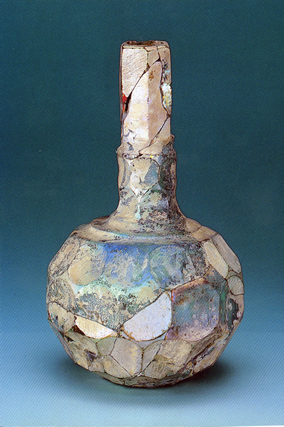 切子文ガラス長頸瓶 イラン　8-10世紀